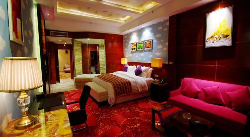 Howard Johnson Tian Yuan Jiuzhaigou Bagian luar foto