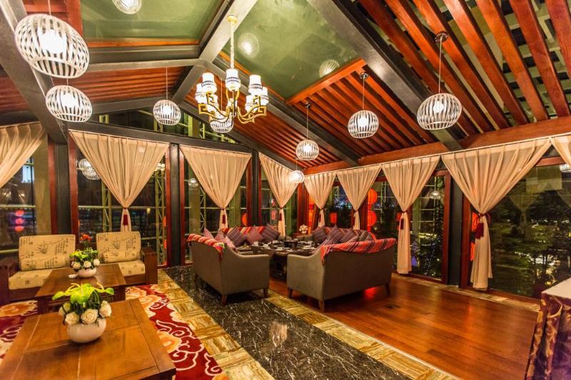 Howard Johnson Tian Yuan Jiuzhaigou Bagian luar foto